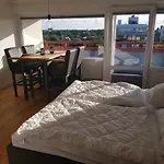 Little Skysuite W94 Inkl Ebikes Pool Sauna 库克斯港