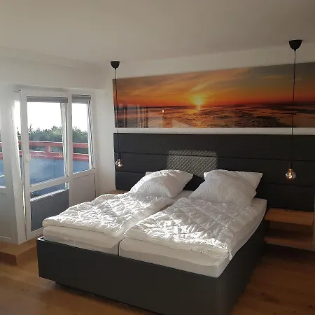 Little Skysuite W94 Inkl Ebikes Pool Sauna Lejlighed