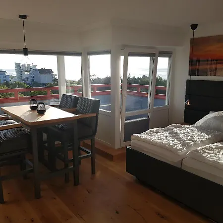 Apartment Little Skysuite Terrassenhaus W 94