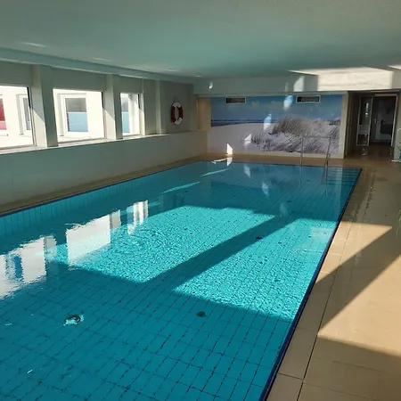Little Skysuite W94 Inkl Ebikes Pool Sauna